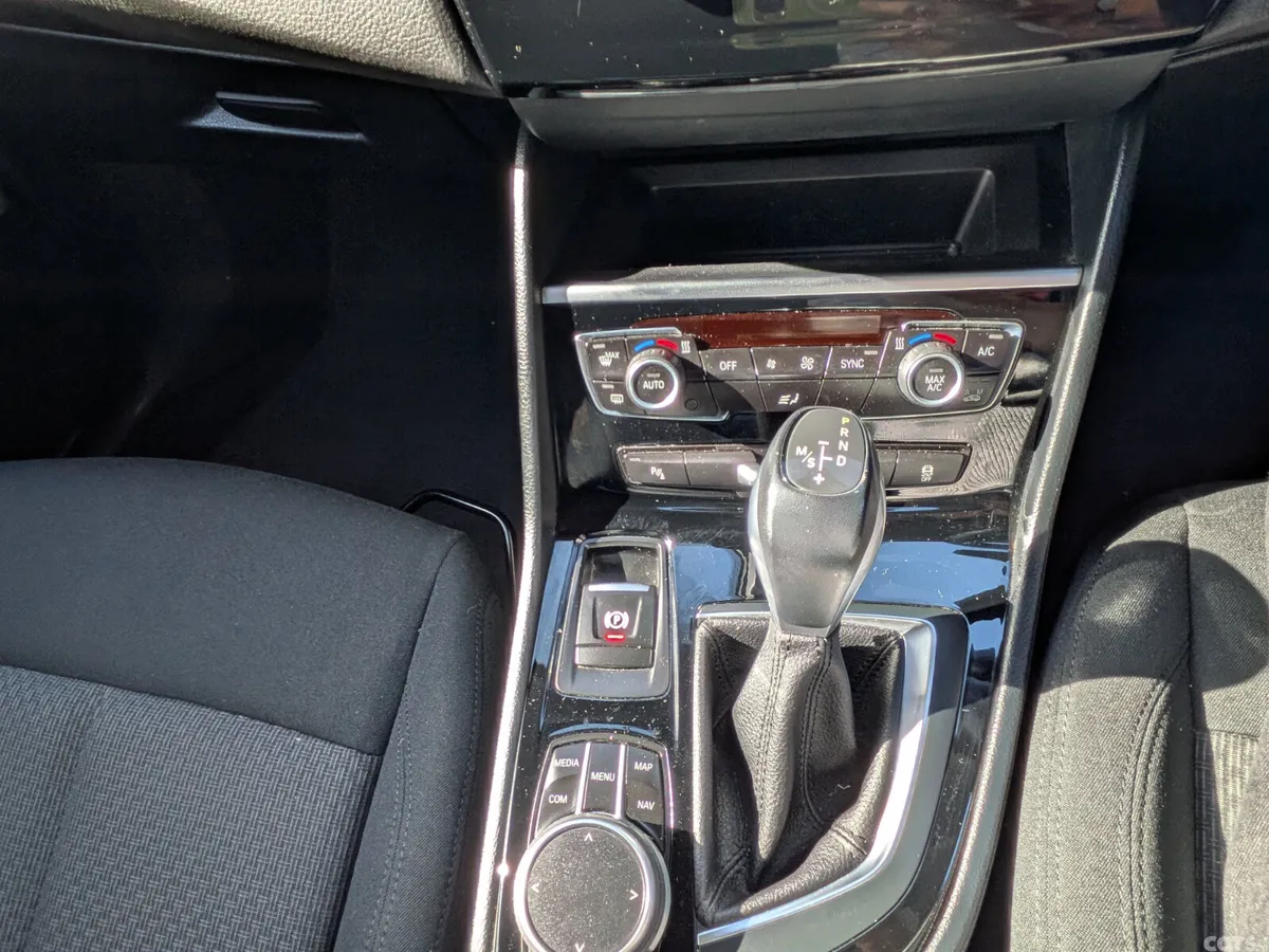 BMW 2-Series Hatchback, Diesel, 2019, Blue