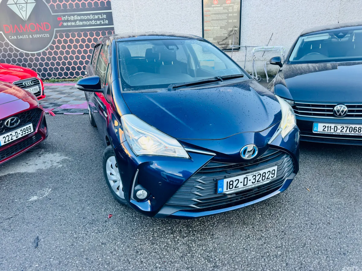 Toyota Vitz Hatchback, Petrol Hybrid, 2018, Blue