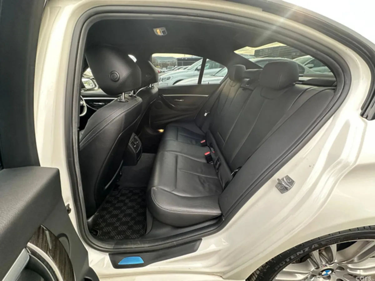 BMW 3-Series Saloon, Petrol Plug-in Hybrid, 2016, White