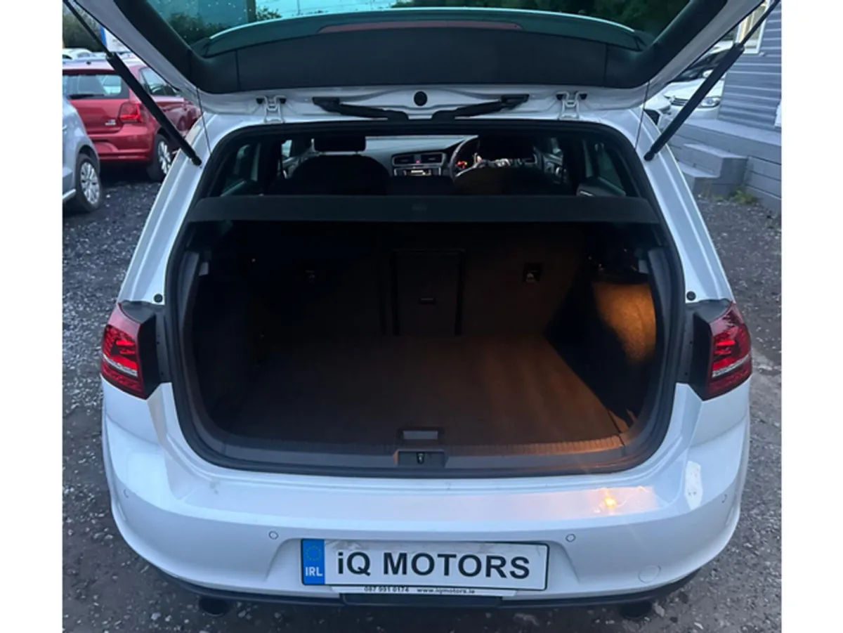 Volkswagen Golf Hatchback, Petrol, 2017, White