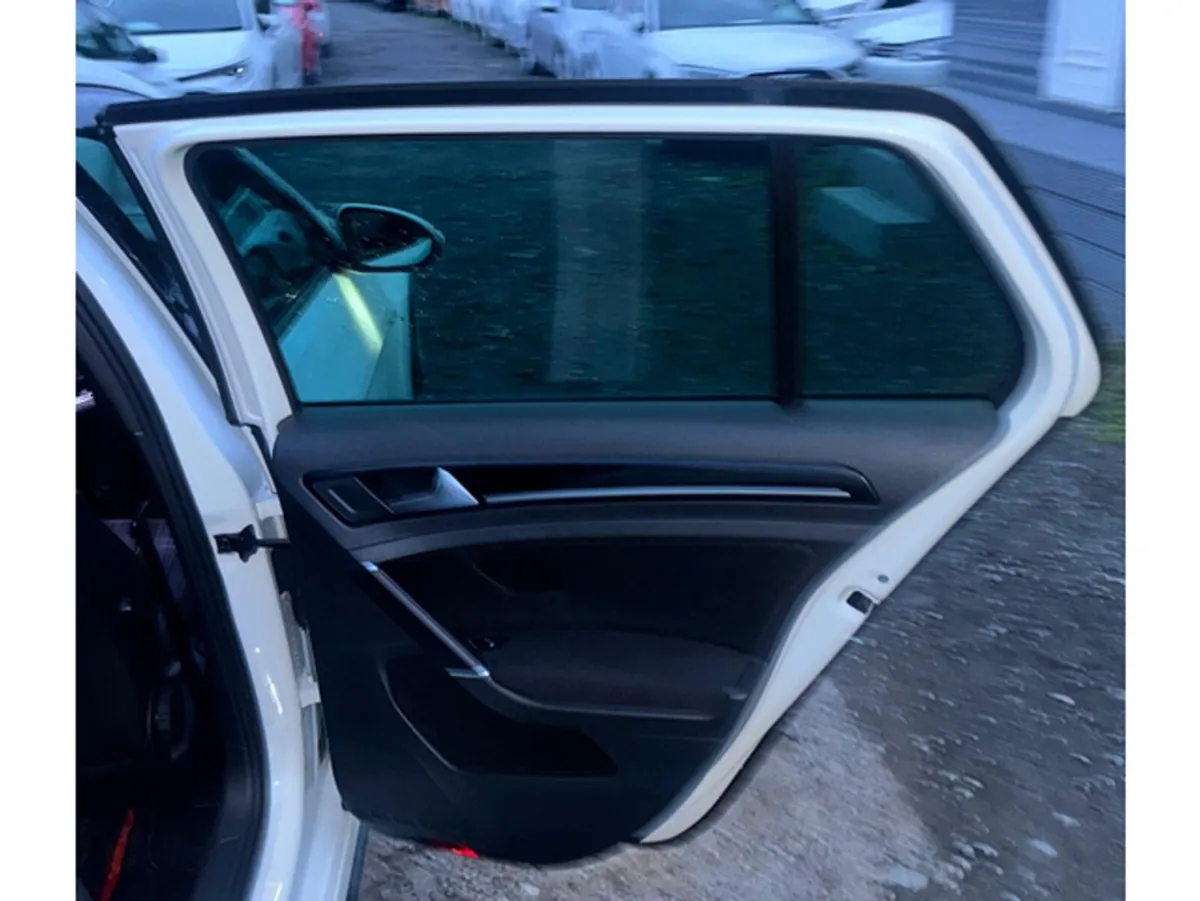 Volkswagen Golf Hatchback, Petrol, 2017, White