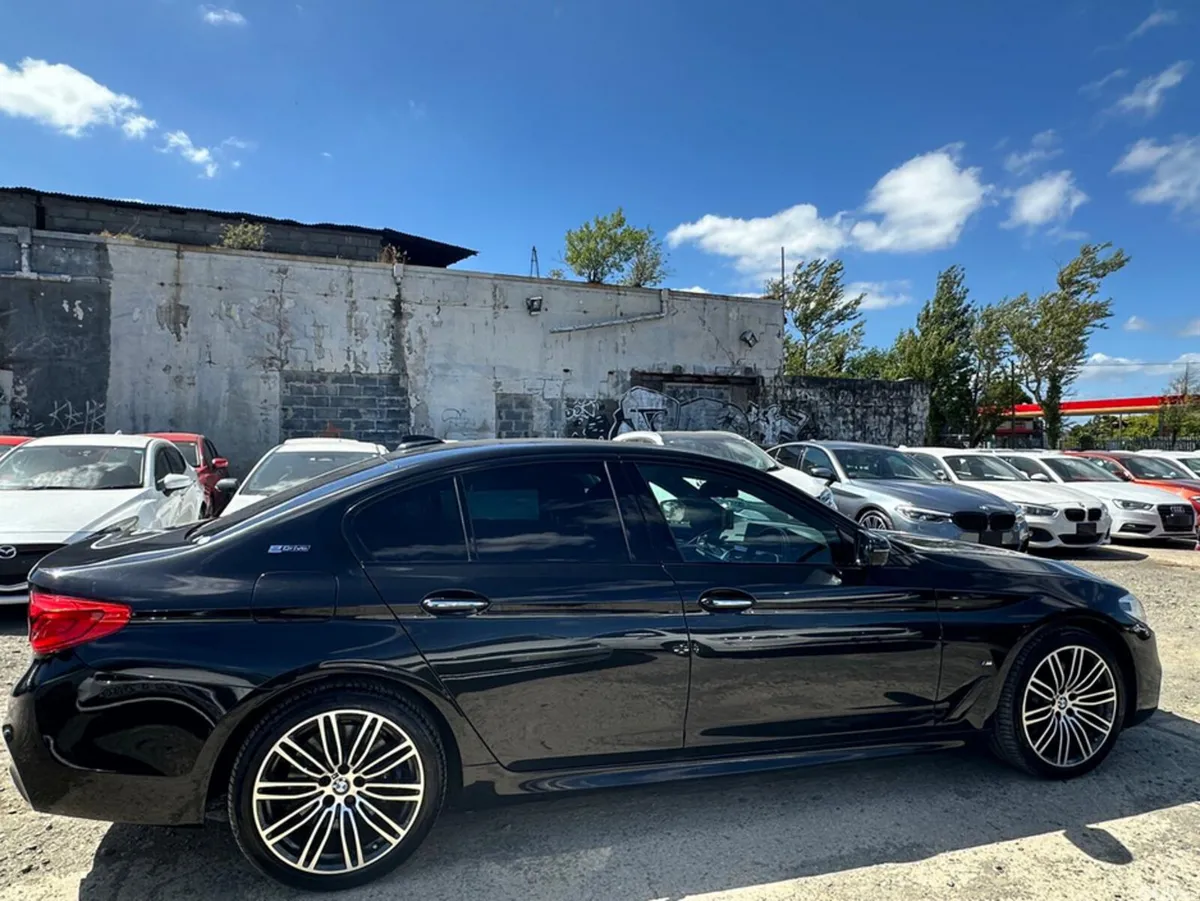BMW 5-Series Saloon, Petrol Plug-in Hybrid, 2018, Black