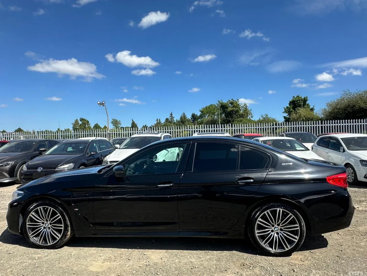 BMW 5-Series Saloon, Petrol Plug-in Hybrid, 2018, Black