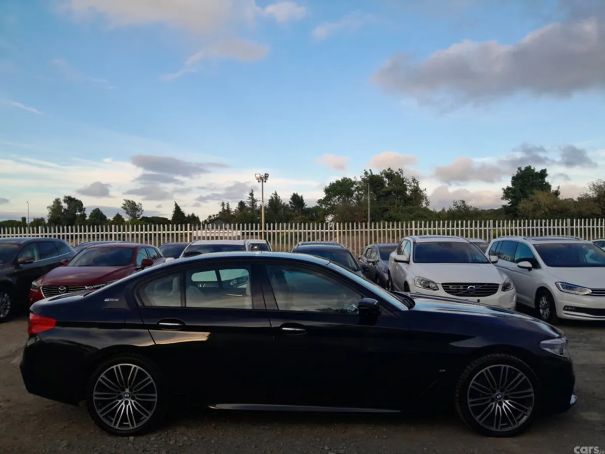 BMW 5-Series Saloon, Petrol Plug-in Hybrid, 2017, Black