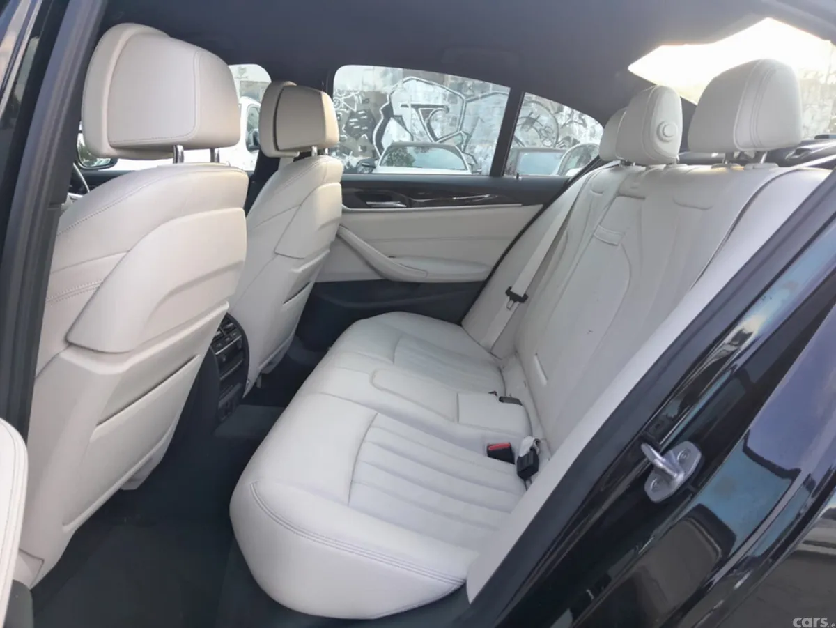 BMW 5-Series Saloon, Petrol Plug-in Hybrid, 2017, Black