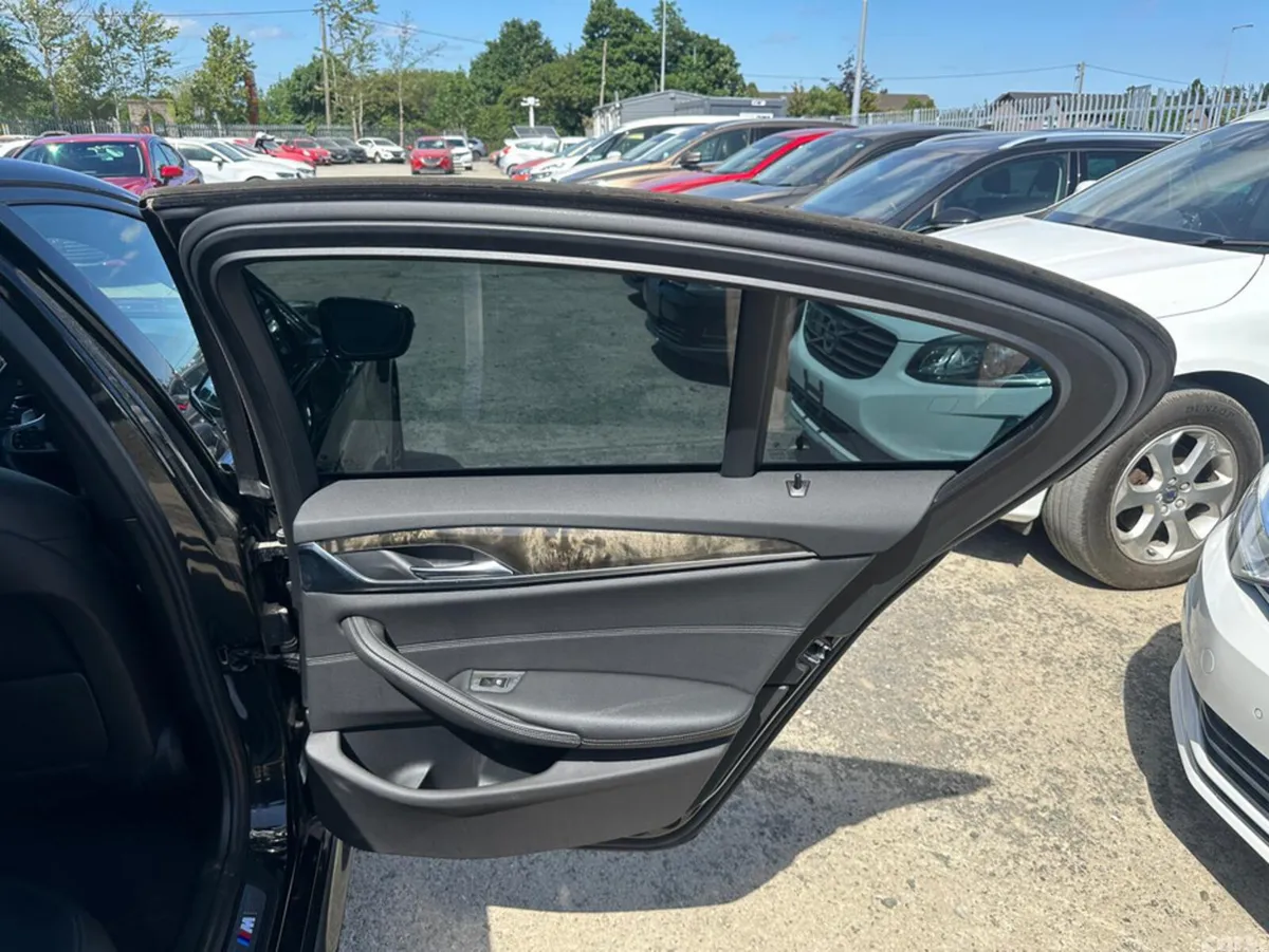 BMW 5-Series Saloon, Petrol Plug-in Hybrid, 2018, Black