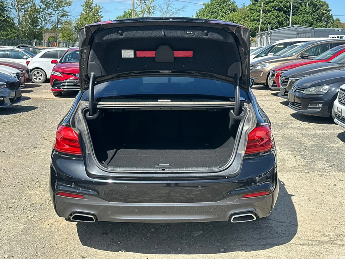 BMW 5-Series Saloon, Petrol Plug-in Hybrid, 2018, Black