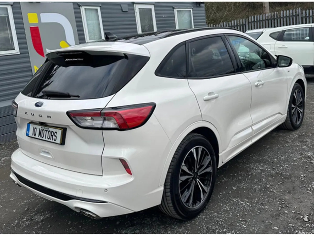 Ford Kuga Hatchback, Diesel, 2022, White