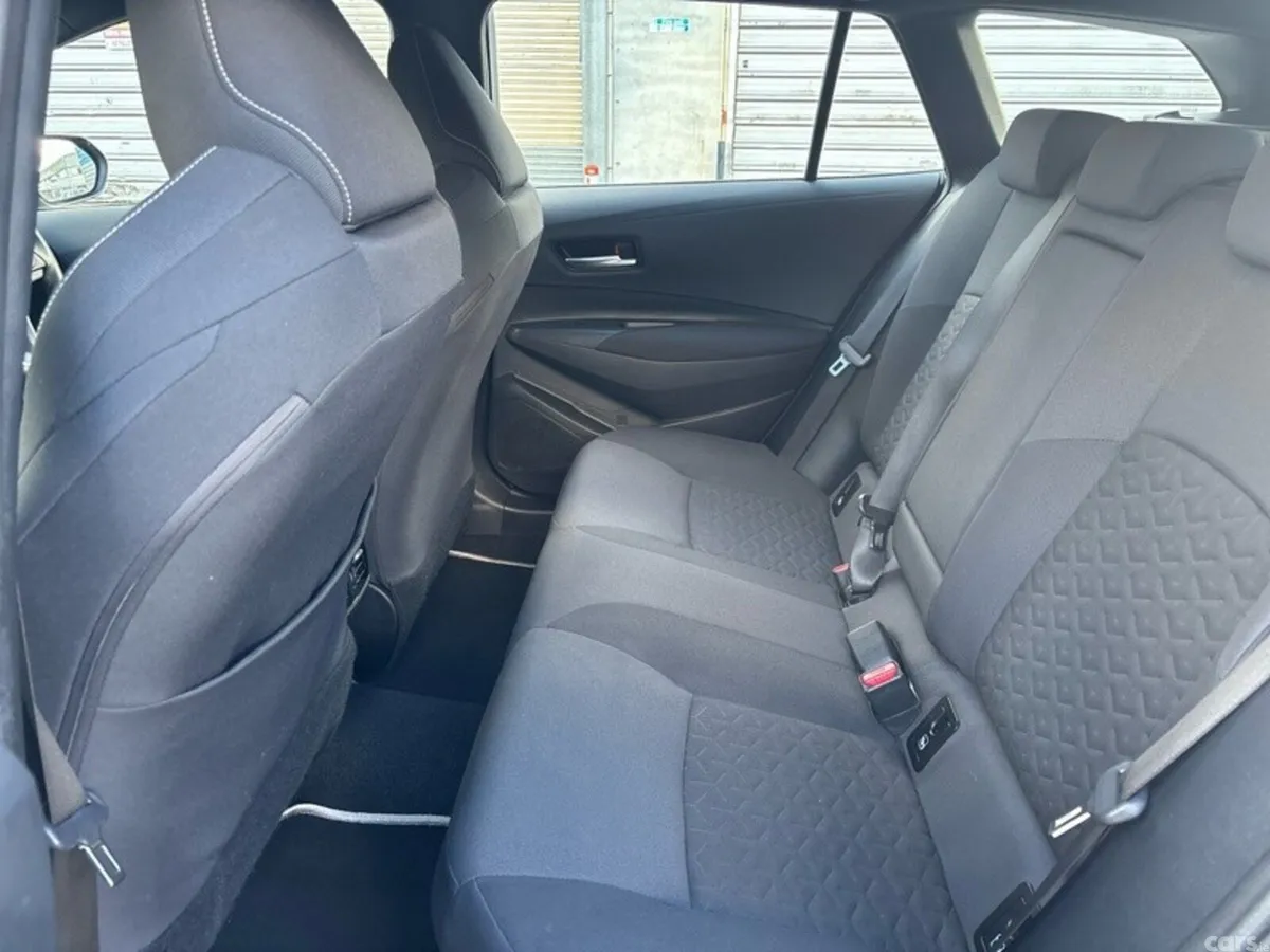 Toyota Corolla Estate, Petrol Hybrid, 2022, Black