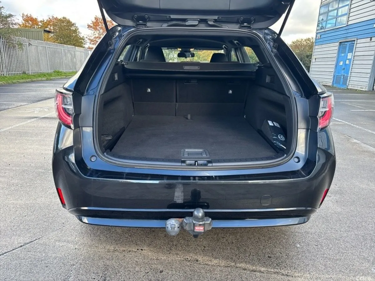 Toyota Corolla Estate, Petrol Hybrid, 2022, Black