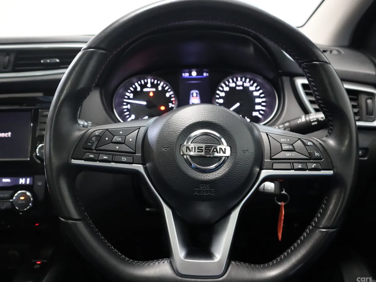 Nissan Qashqai MPV, Petrol, 2019, Grey