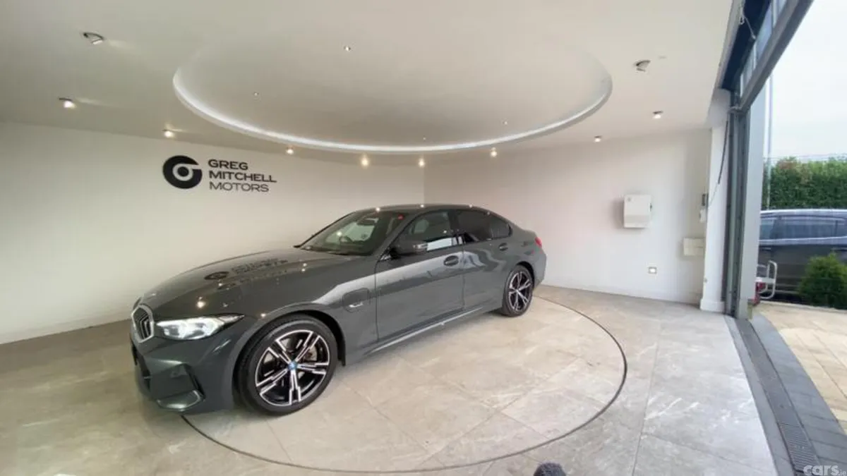 BMW 3-Series Saloon, Petrol Hybrid, 2023, Grey