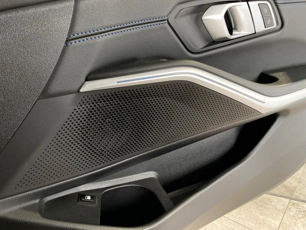 BMW 3-Series Saloon, Petrol Hybrid, 2023, Grey