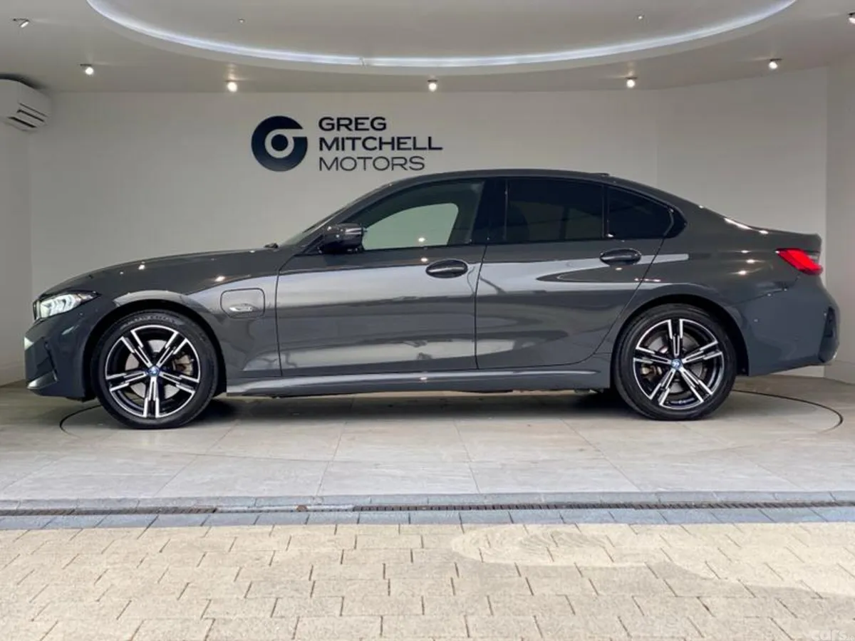 BMW 3-Series Saloon, Petrol Hybrid, 2023, Grey