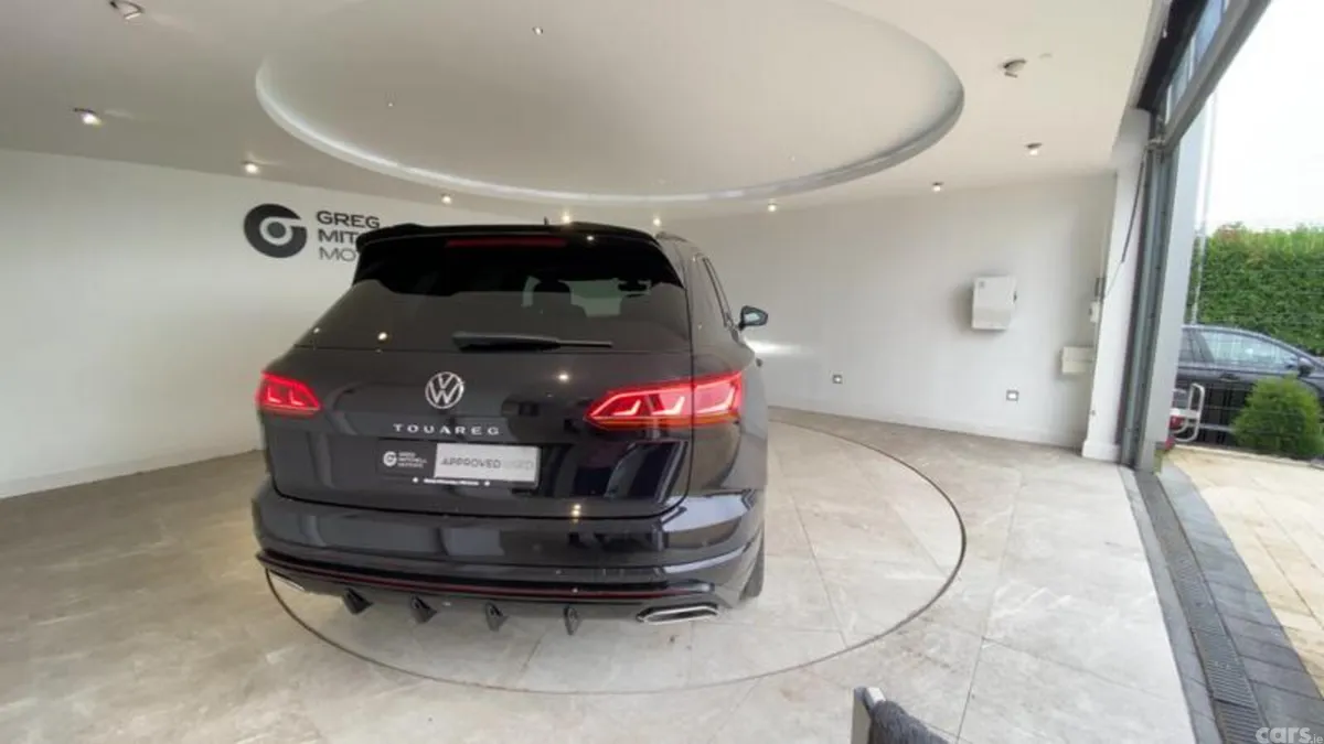 Volkswagen Touareg SUV, Diesel, 2022, Black