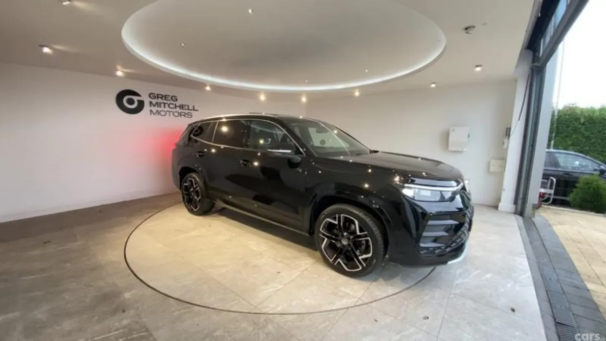Volkswagen Tayron SUV, Petrol Hybrid, 2025, Black