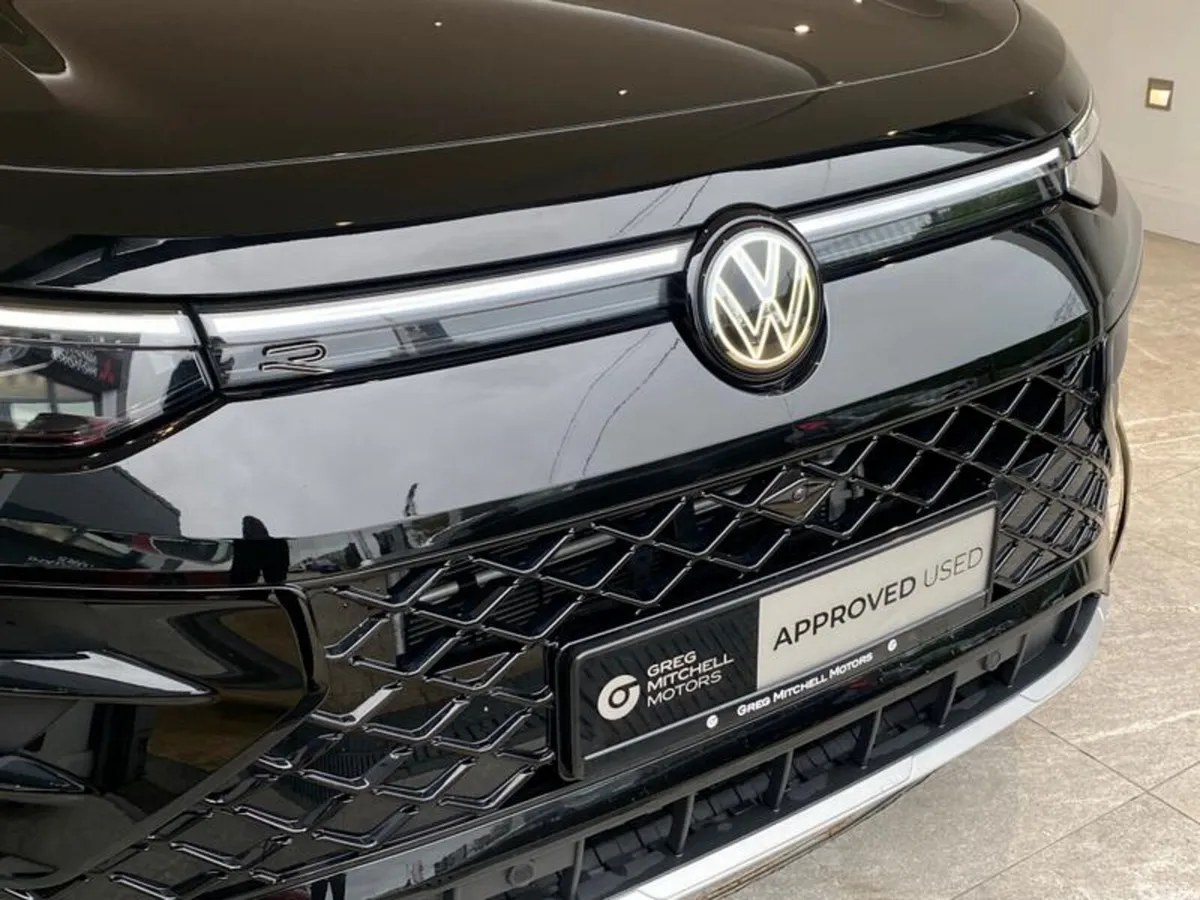 Volkswagen Tayron SUV, Petrol Hybrid, 2025, Black