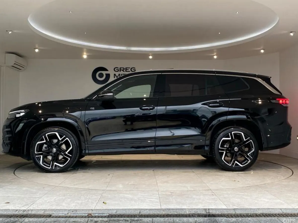 Volkswagen Tayron SUV, Petrol Hybrid, 2025, Black
