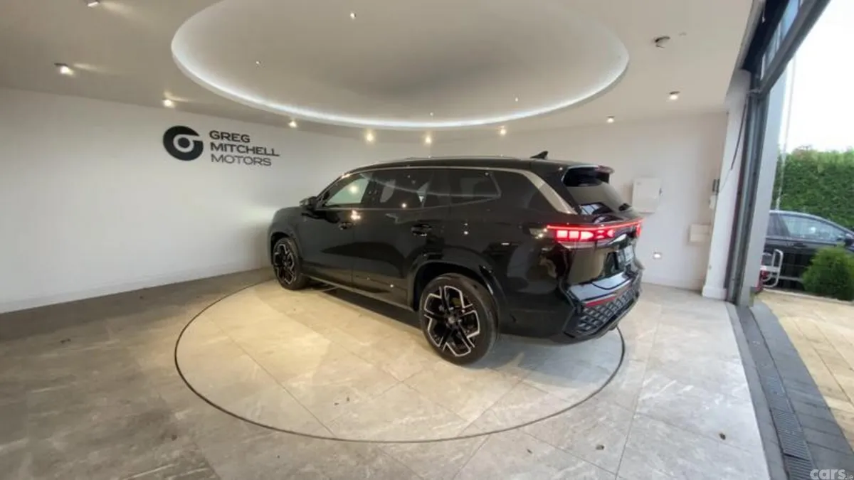 Volkswagen Tayron SUV, Petrol Hybrid, 2025, Black