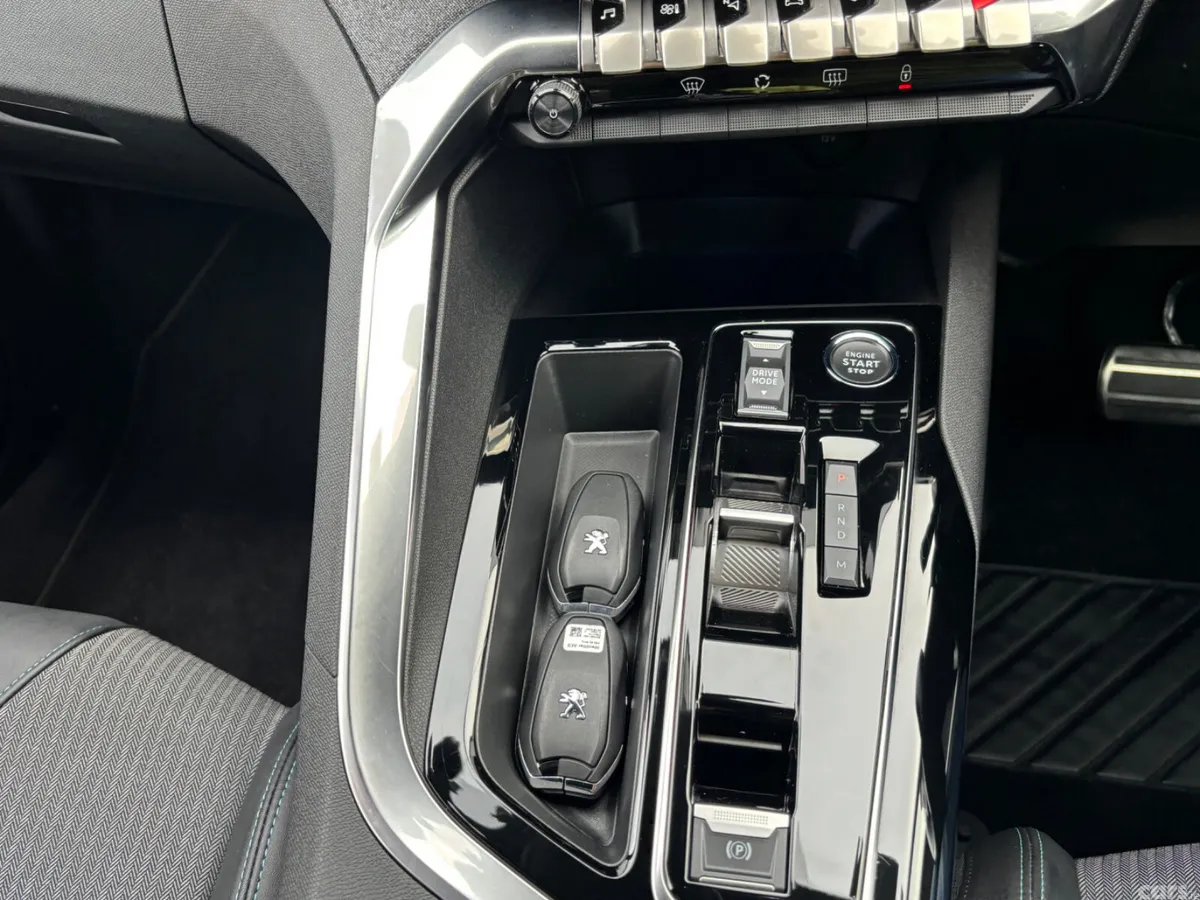Peugeot 3008 Van, Diesel, 2023, White