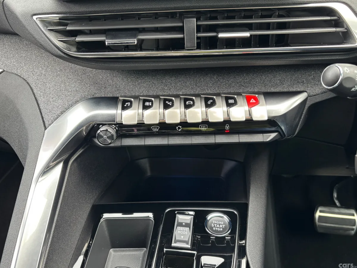 Peugeot 3008 Van, Diesel, 2023, White