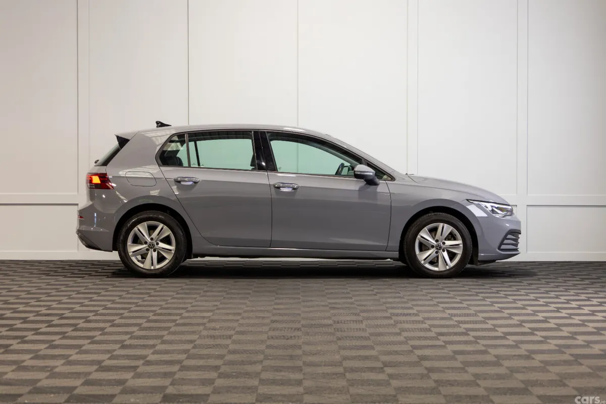 Volkswagen Golf Hatchback, Diesel, 2024, Grey