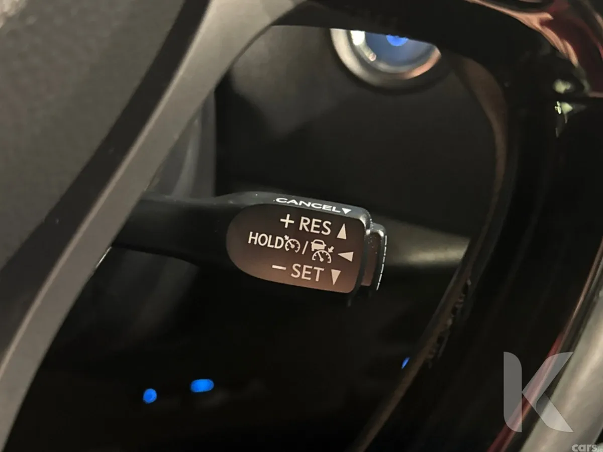 Toyota C-HR SUV, Petrol Hybrid, 2020, Red