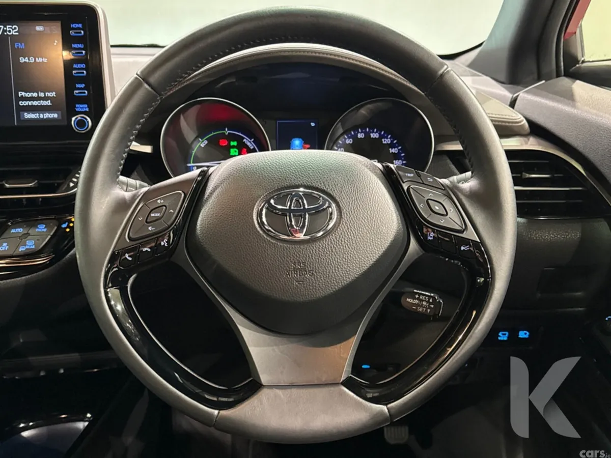 Toyota C-HR SUV, Petrol Hybrid, 2020, Red