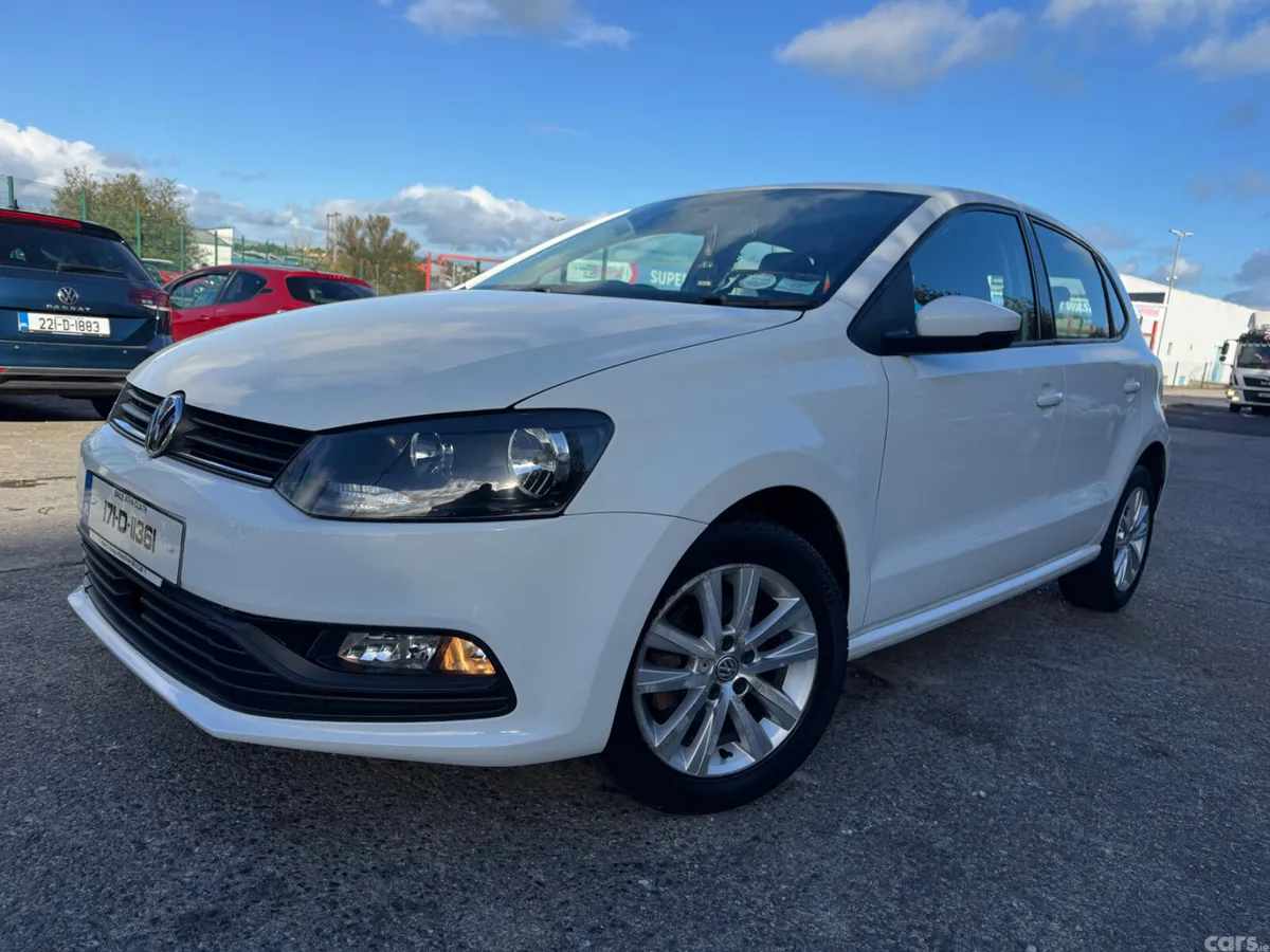 Volkswagen Polo Hatchback, Petrol, 2017, White