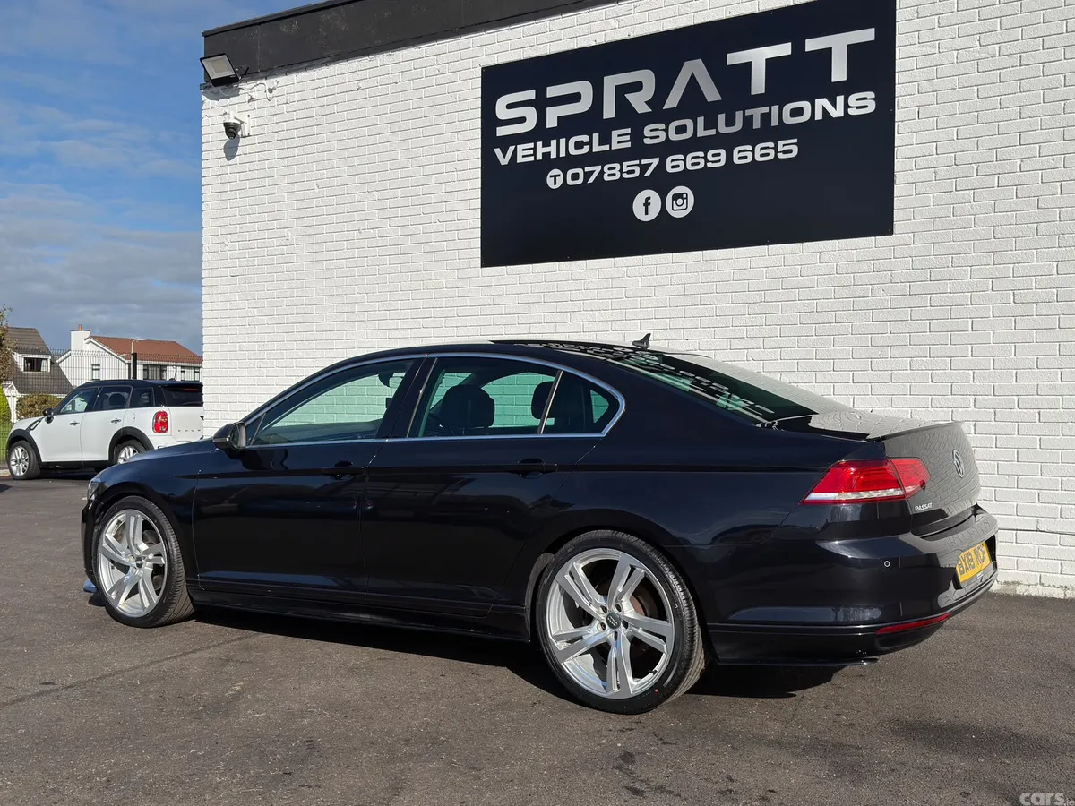 Volkswagen Passat Saloon, Diesel, 2019, Black