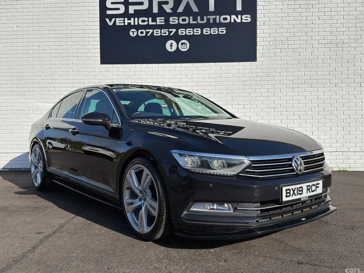 Volkswagen Passat Saloon, Diesel, 2019, Black