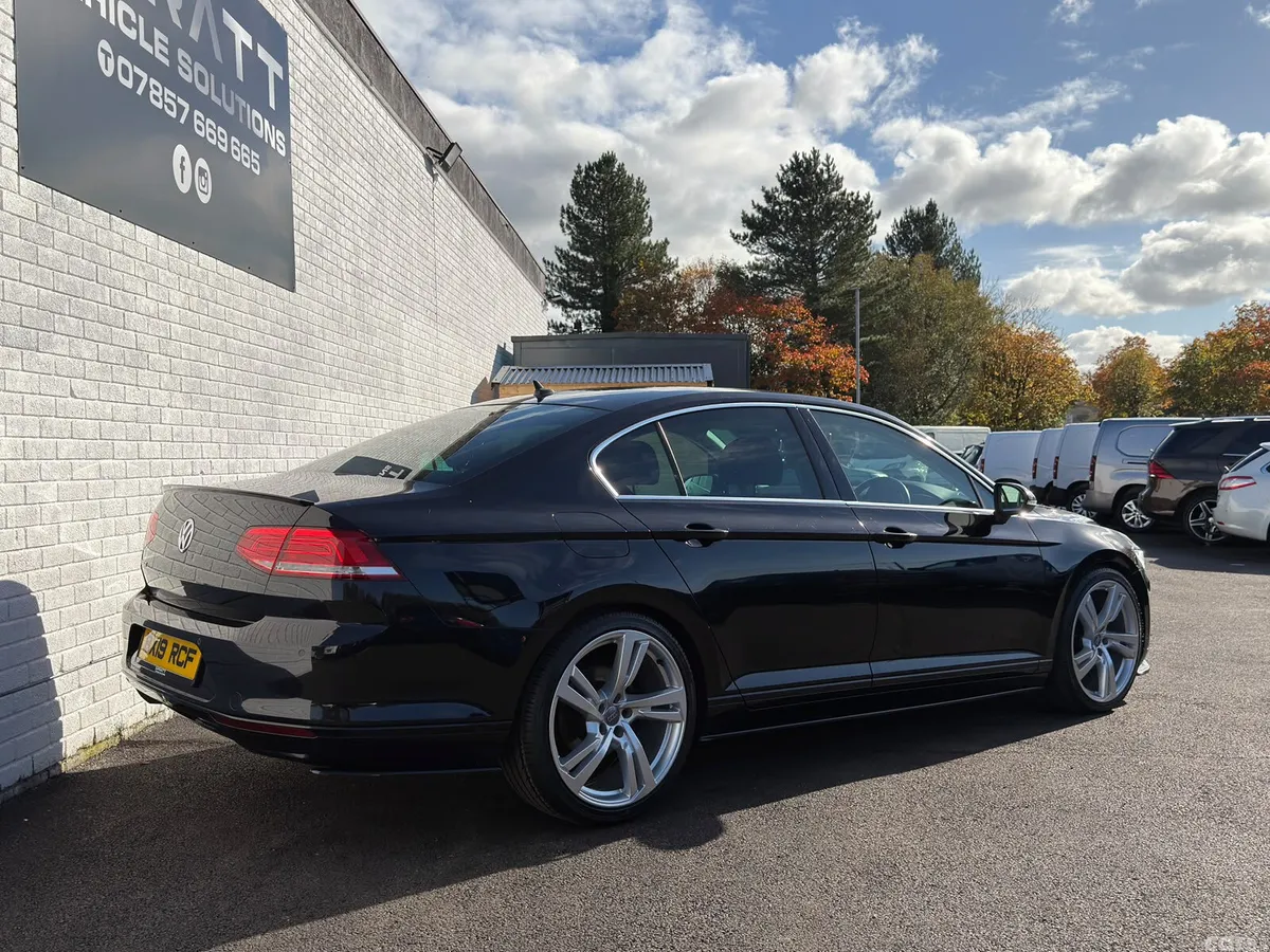 Volkswagen Passat Saloon, Diesel, 2019, Black