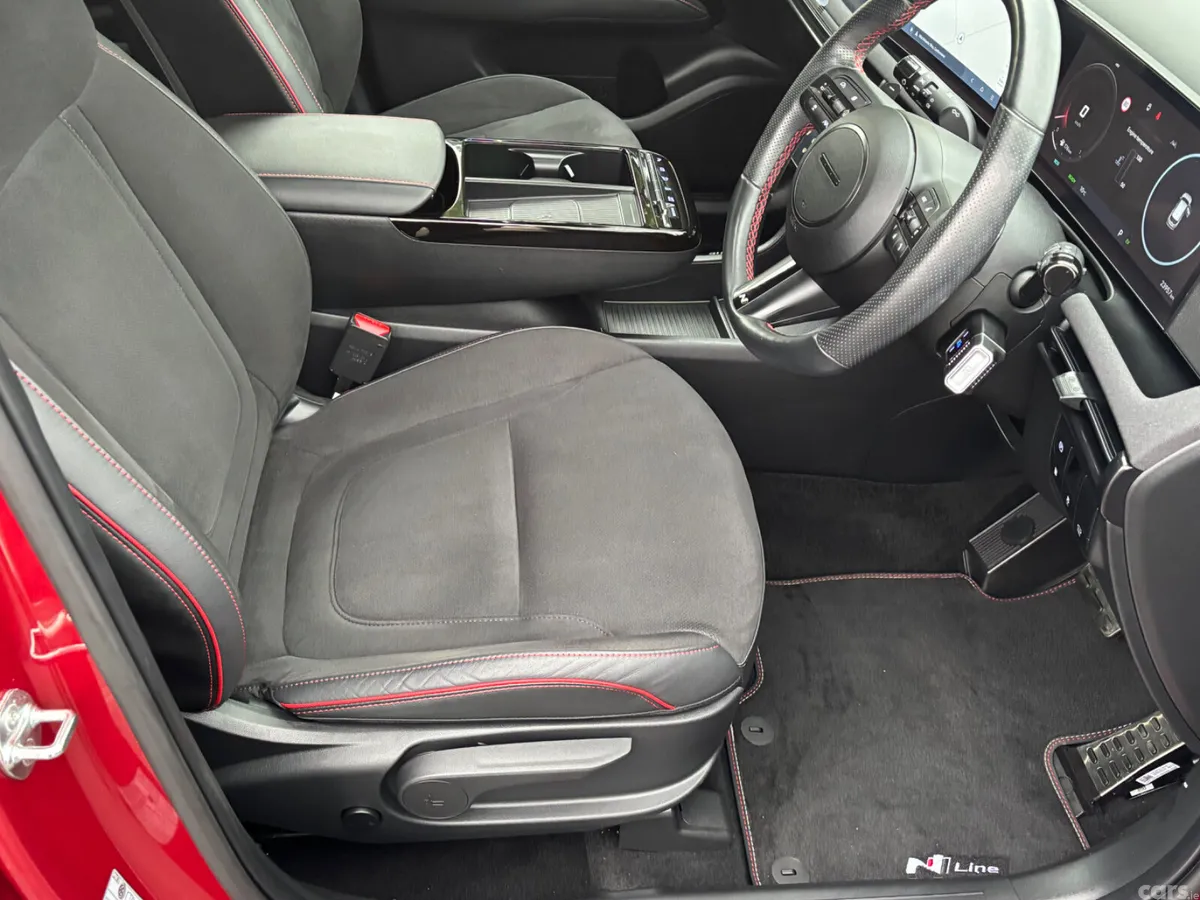 Hyundai Tucson SUV, Petrol Plug-in Hybrid, 2025, Red