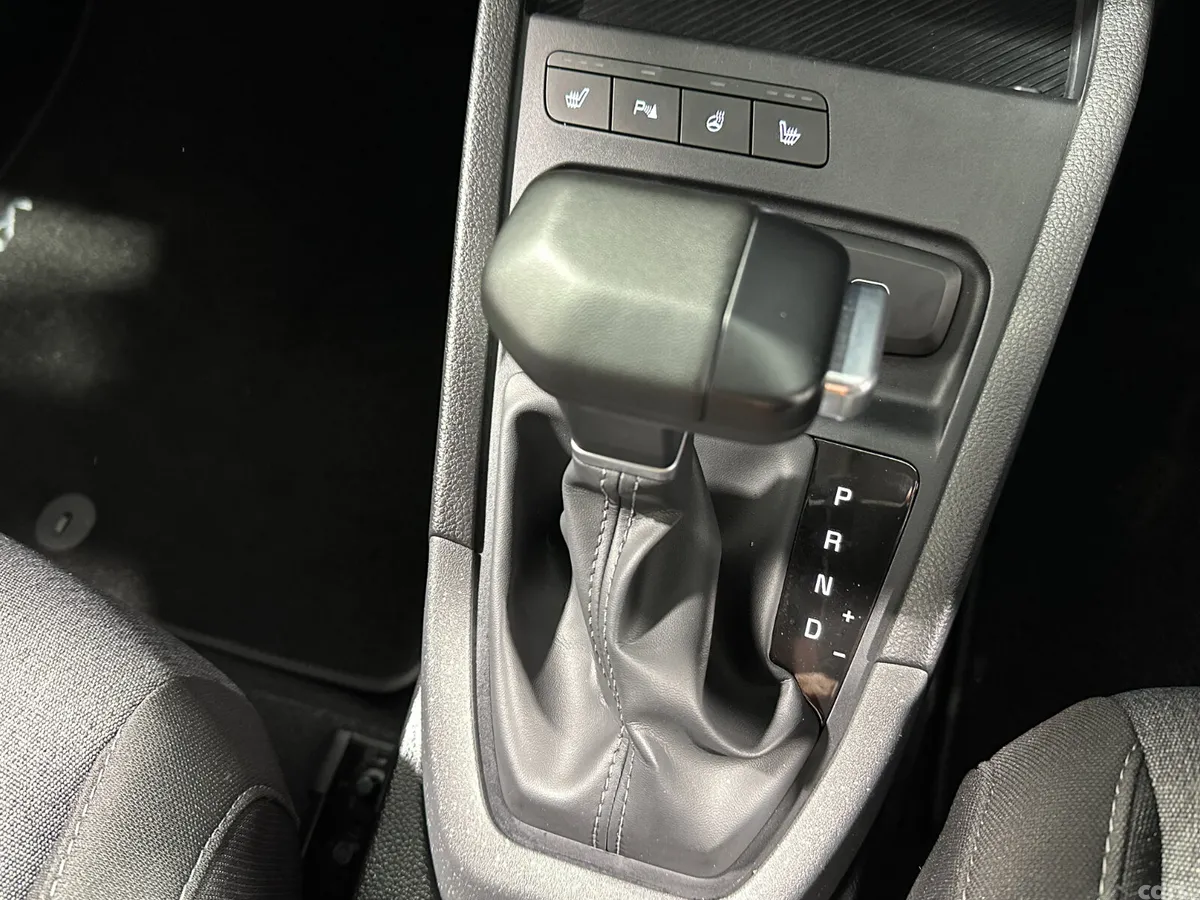 Kia Stonic Hatchback, Petrol Hybrid, 2026, Grey