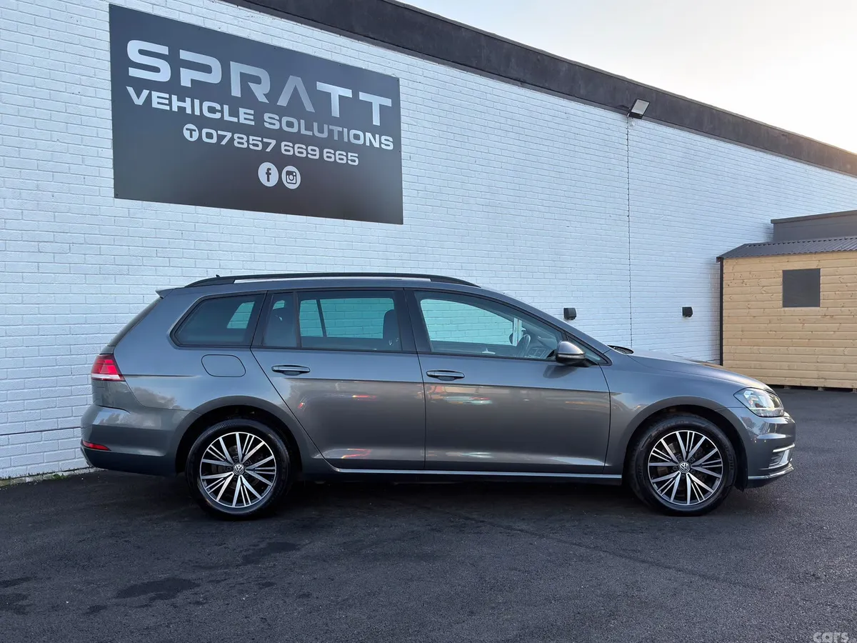 Volkswagen Golf Estate, Diesel, 2018, Grey