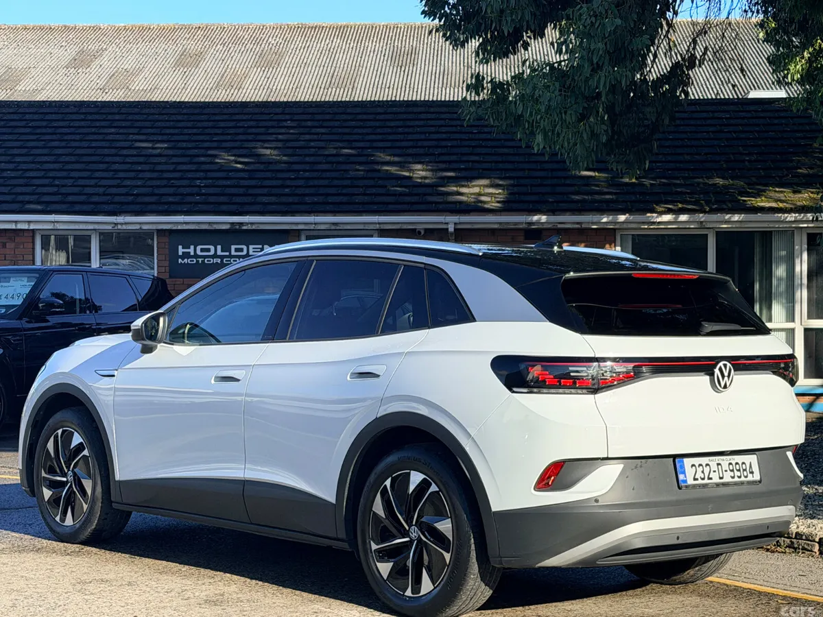Volkswagen ID.4 Estate, Electric, 2023, White
