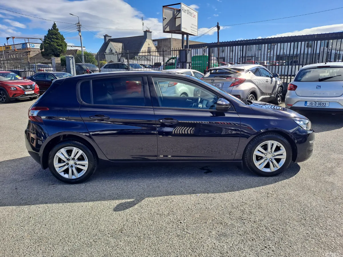 Peugeot 308 Hatchback, Diesel, 2018, Blue