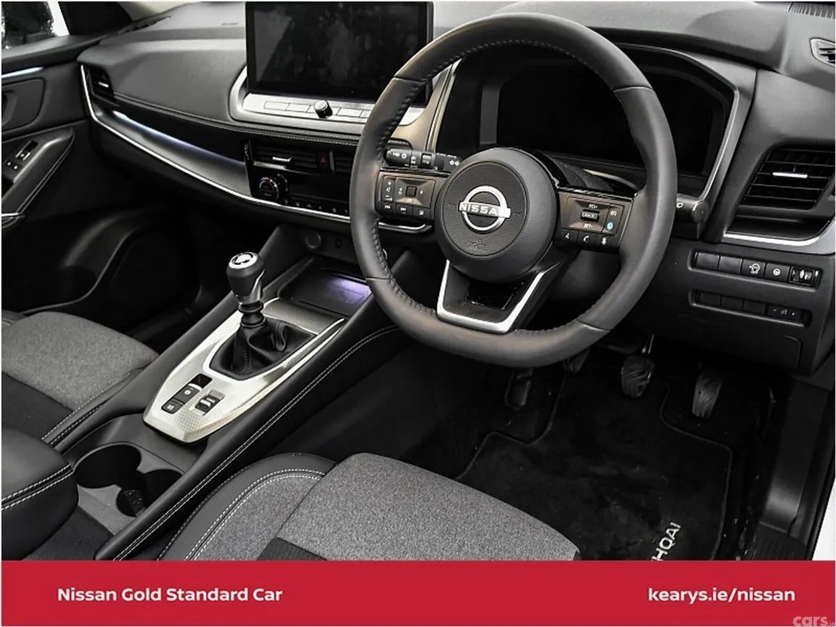 Nissan Qashqai SUV, Petrol, 2025, White