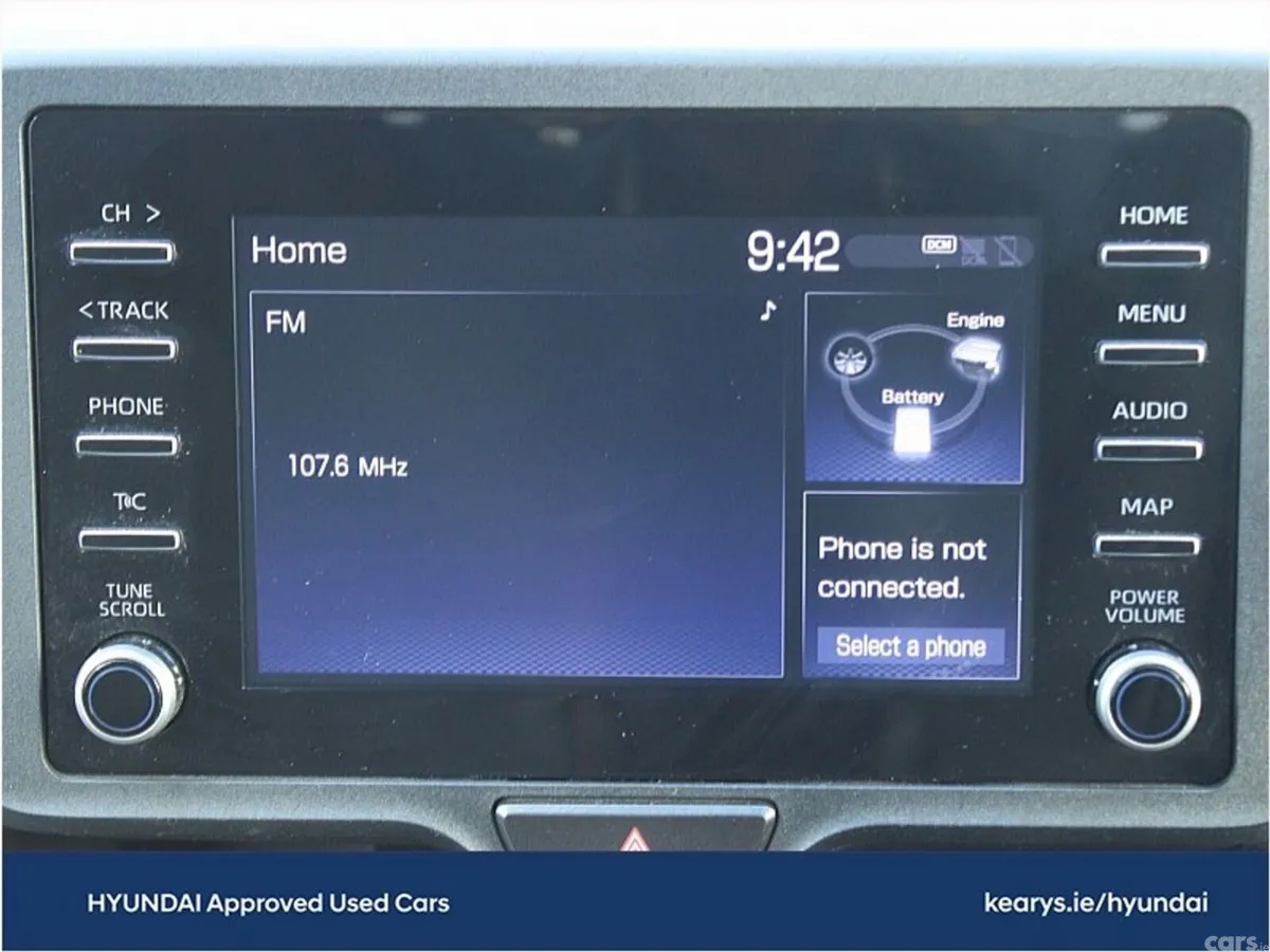 Toyota Yaris Hatchback, Petrol Hybrid, 2022, 