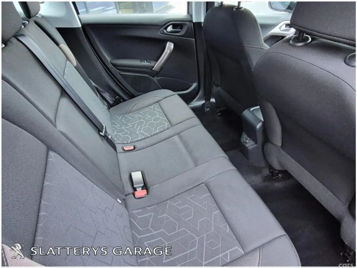 Peugeot 2008 SUV, Diesel, 2016, Grey