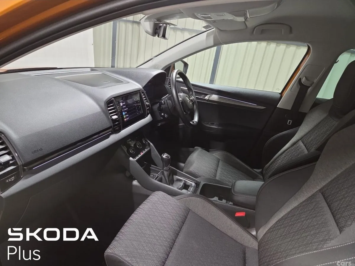 Skoda Karoq Estate, Diesel, 2023, Orange