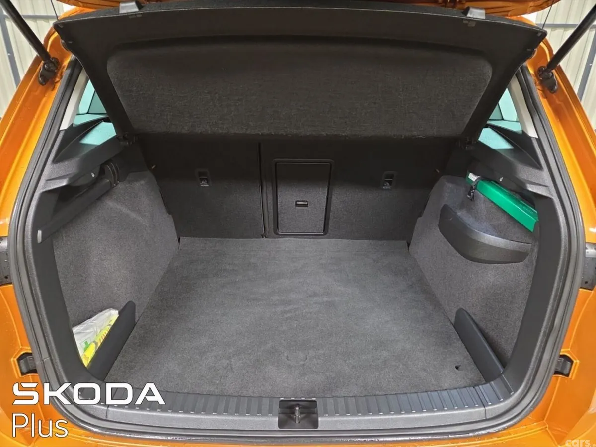 Skoda Karoq Estate, Diesel, 2023, Orange