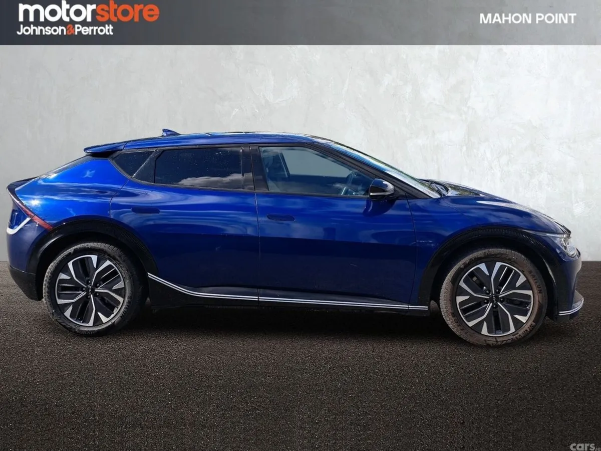 Kia EV6 MPV, Electric, 2022, Blue