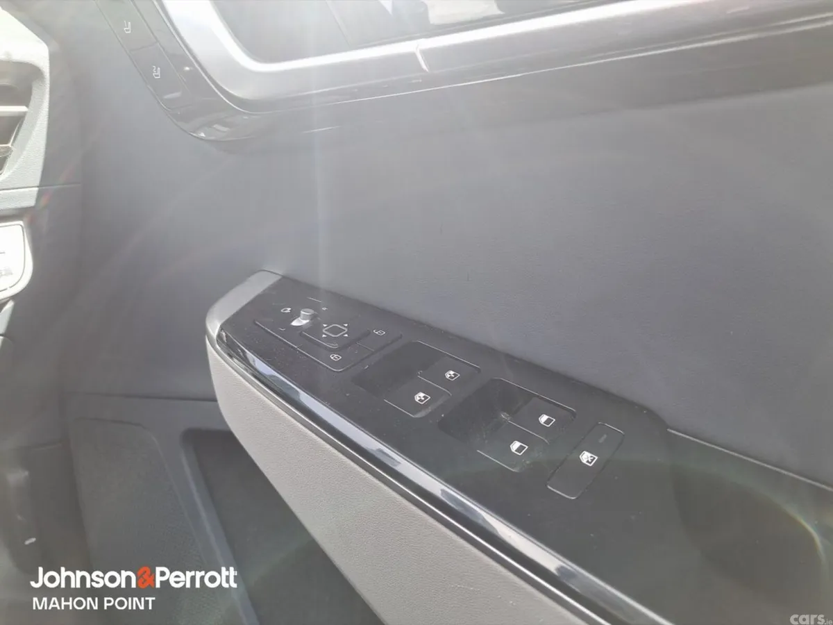 Kia EV6 MPV, Electric, 2022, Blue
