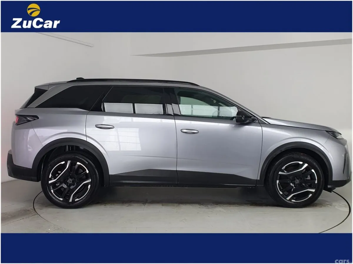 Peugeot 5008 SUV, Electric, 2025, Grey