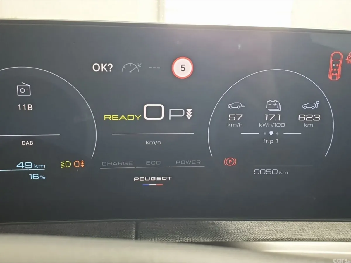 Peugeot 5008 SUV, Electric, 2025, Grey