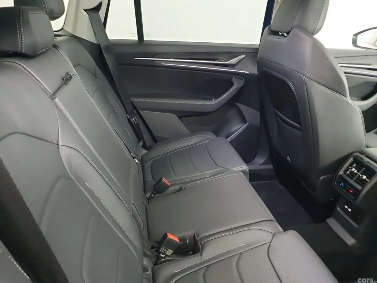 Skoda Kodiaq SUV, Petrol Hybrid, 2025, Blue