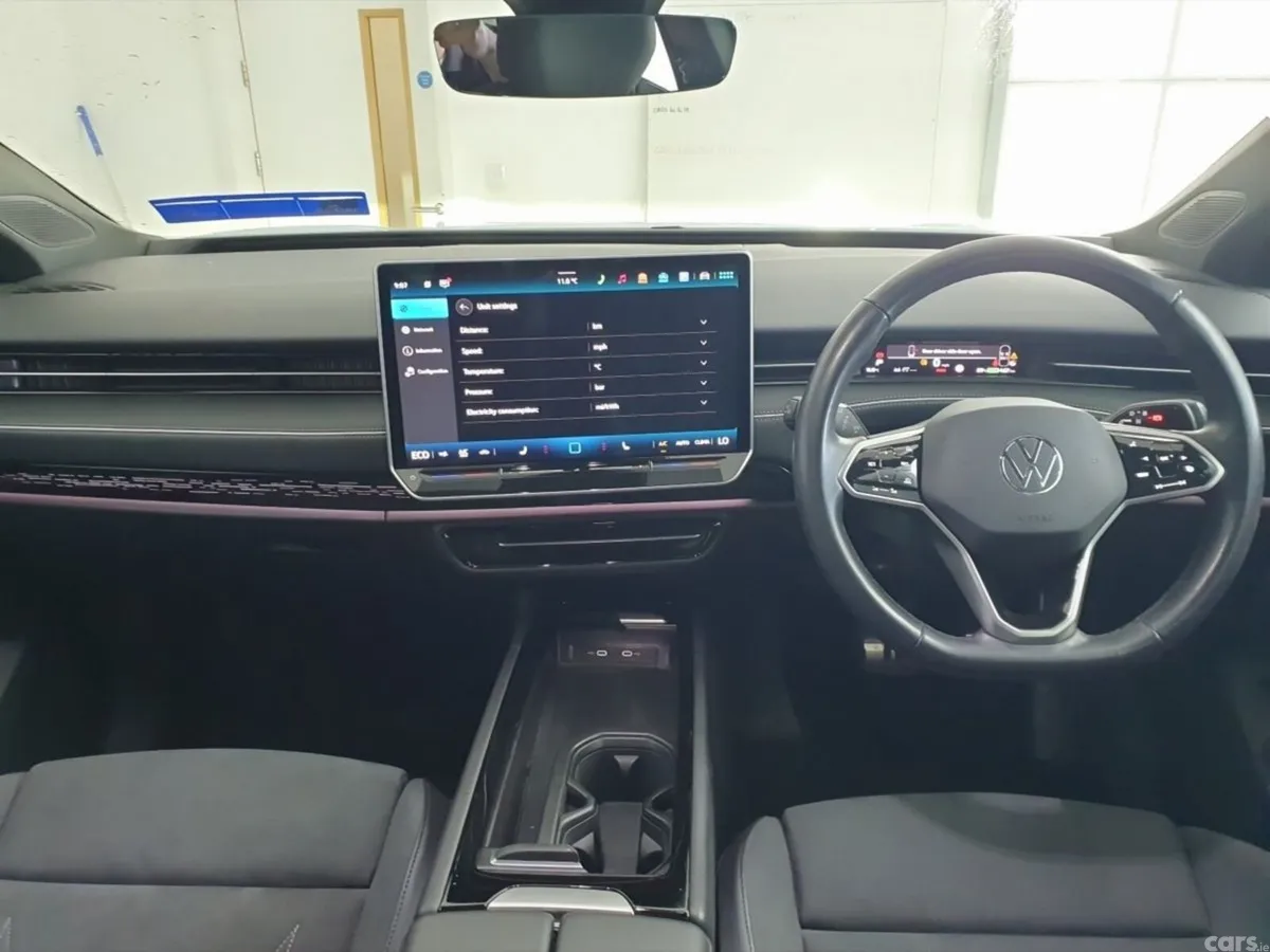 Volkswagen ID.7 Estate, Electric, 2024, Silver