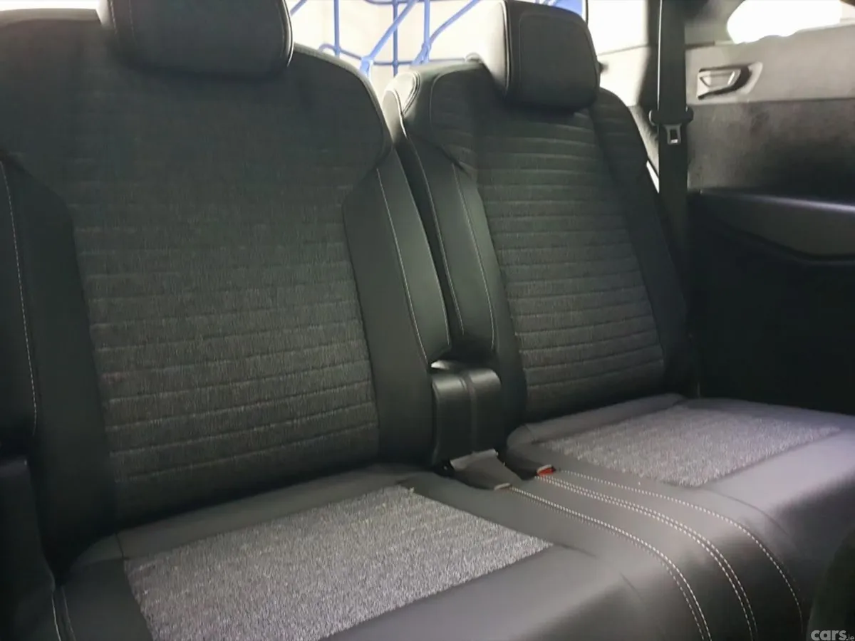 Peugeot 5008 SUV, Electric, 2025, Grey