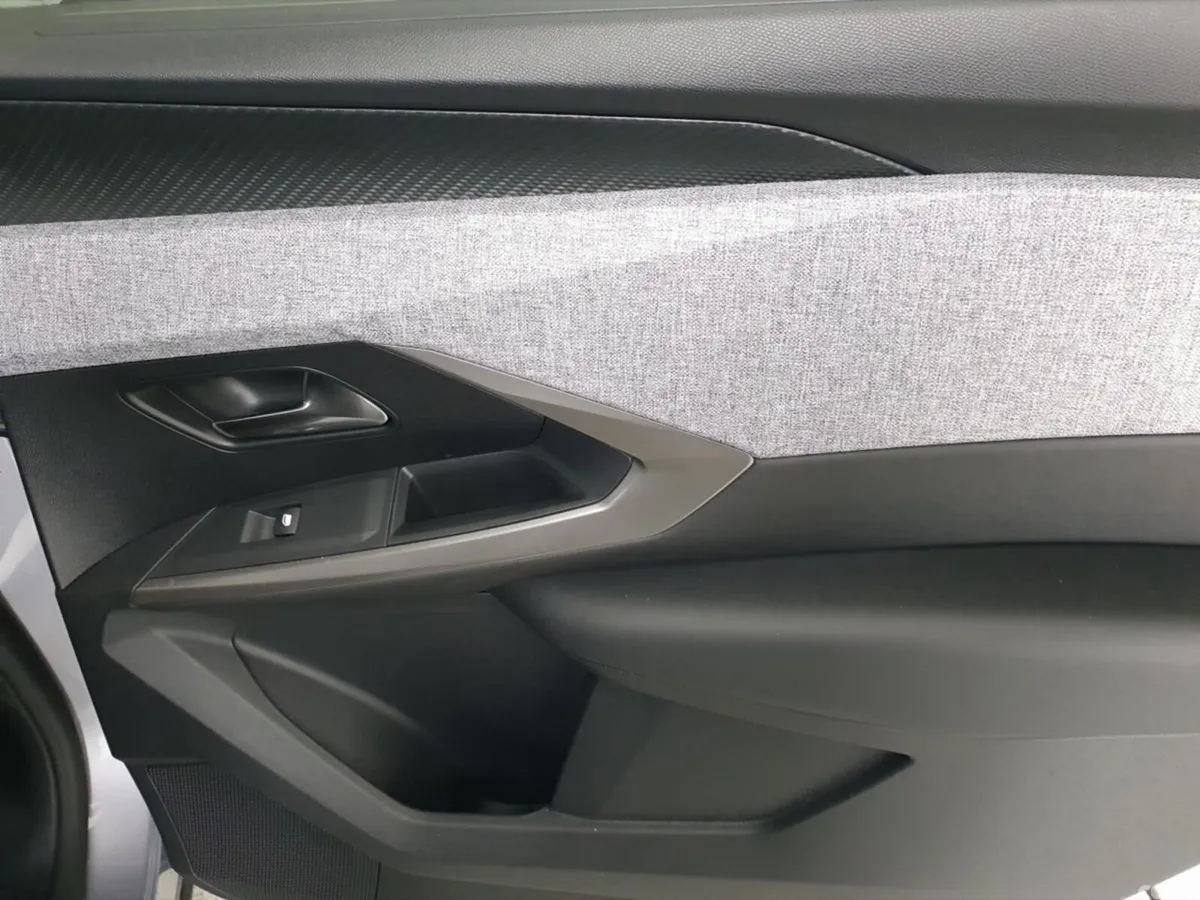 Peugeot 5008 SUV, Electric, 2025, Grey